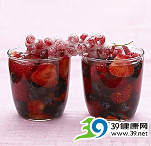 提醒：夏季水果不适宜冰着吃！