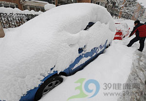 看加拿大是如何对付雪灾